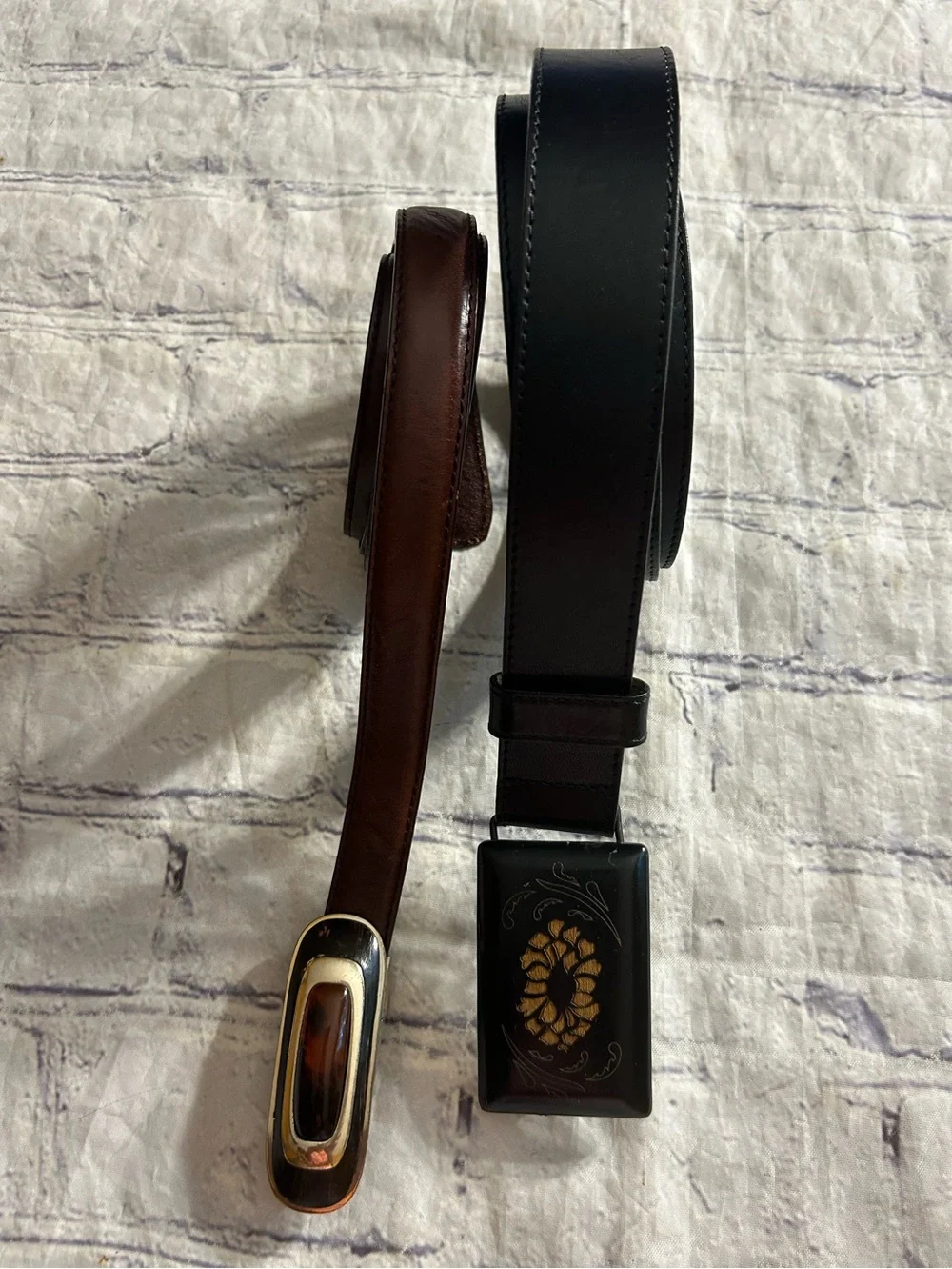 FOSSIL THIN CHOCOLATE BROWN LEATHER AND ALBATROS ITALY MADE BLACK BELTS